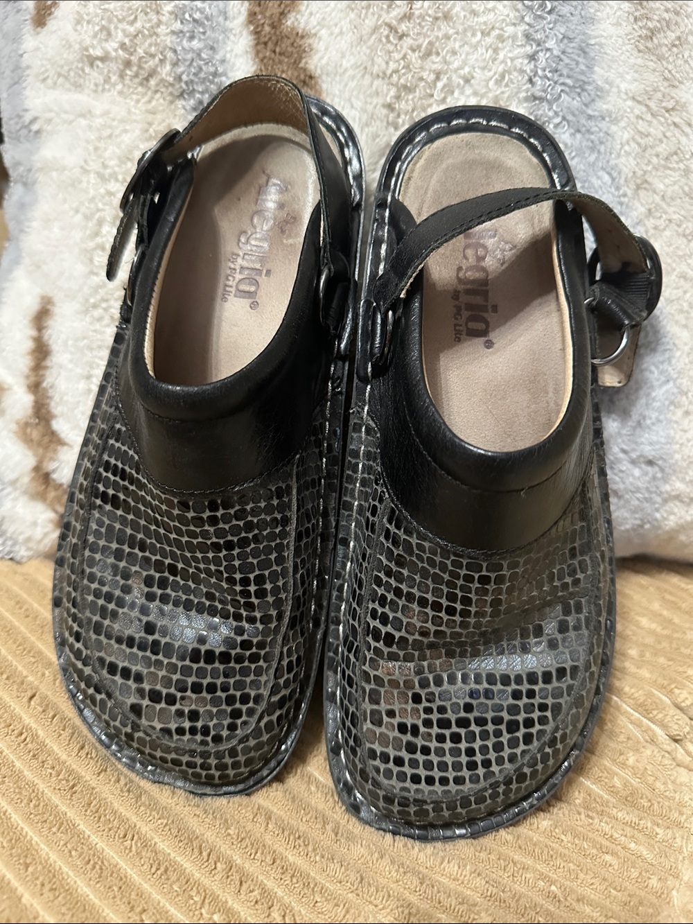 Alegria Black, brown & silver Patterned Leather Clogs Adjustable Strap size 37